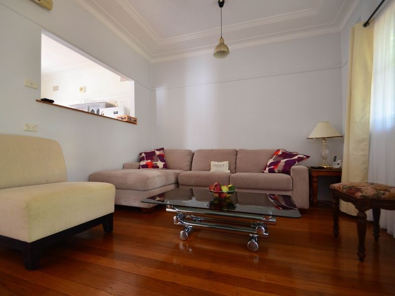 14 Ocean Beach Road, Woy Woy NSW 2256