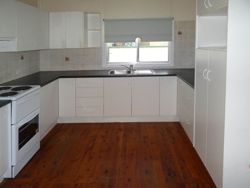 190 Railway Street, Woy Woy NSW 2256