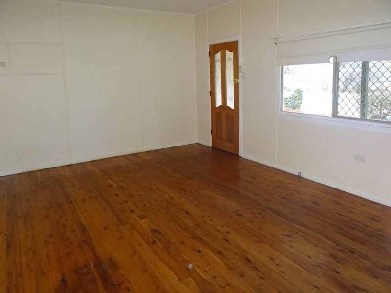 190 Railway Street, Woy Woy NSW 2256