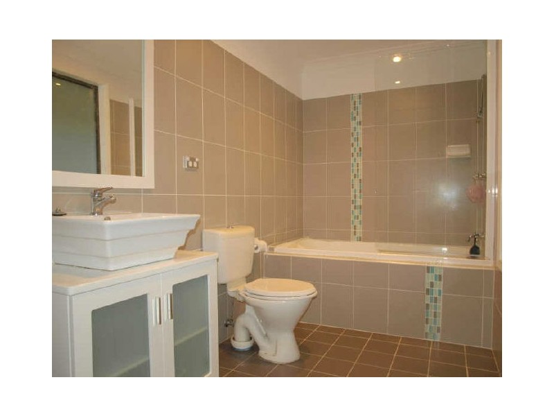 1 Goondi Close, Horsfield Bay NSW 2256