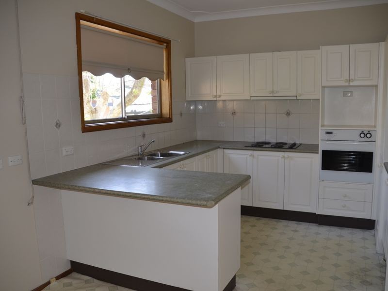 16 Melba Road, Woy Woy NSW 2256