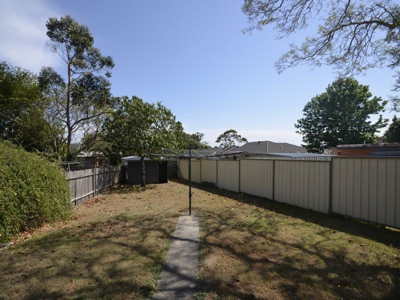 16 Melba Road, Woy Woy NSW 2256