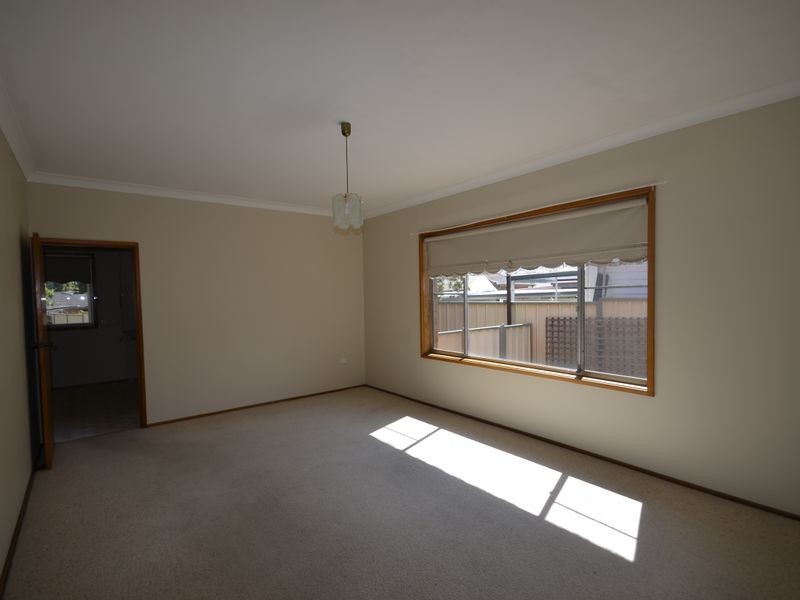 16 Melba Road, Woy Woy NSW 2256