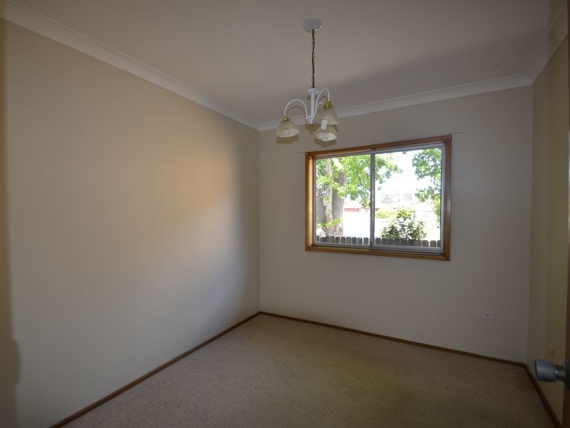 16 Melba Road, Woy Woy NSW 2256