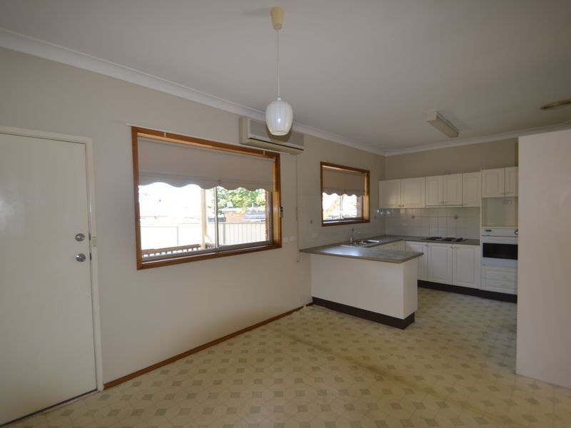 16 Melba Road, Woy Woy NSW 2256