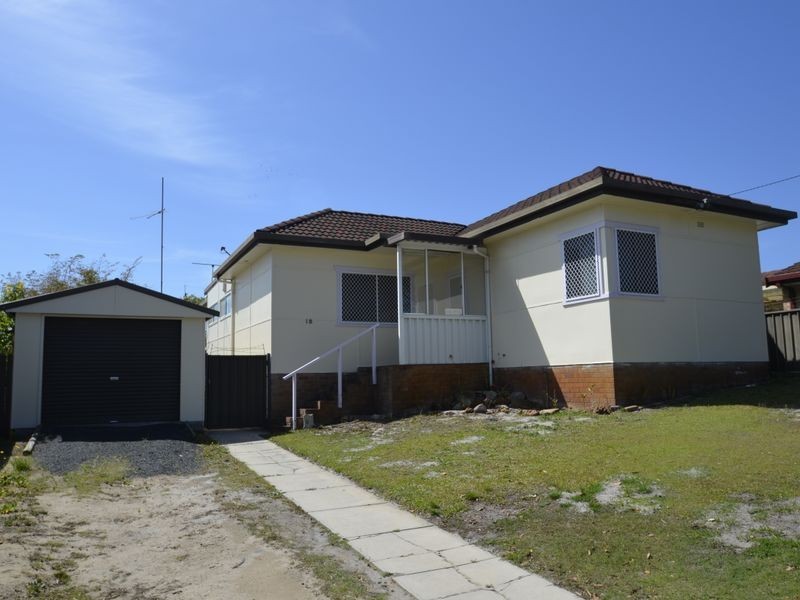 16 Melba Road, Woy Woy NSW 2256