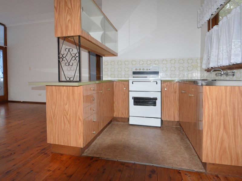 2 Thomas Street, Tascott NSW 2250