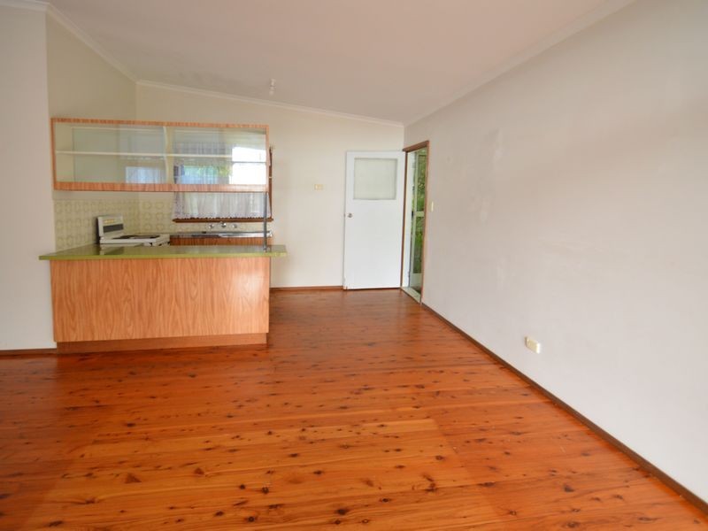 2 Thomas Street, Tascott NSW 2250