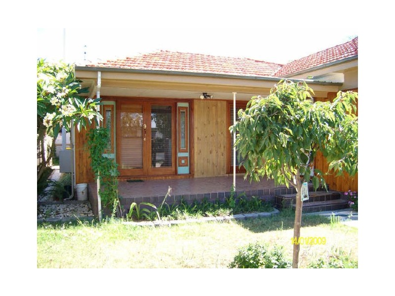 36 Bowden Road, Woy Woy NSW 2256