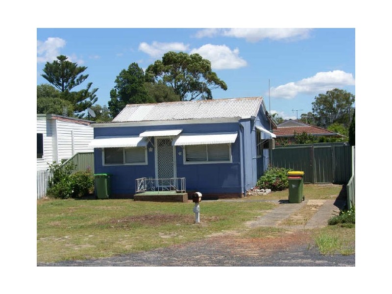 15 Fairview Street, Woy Woy NSW 2256