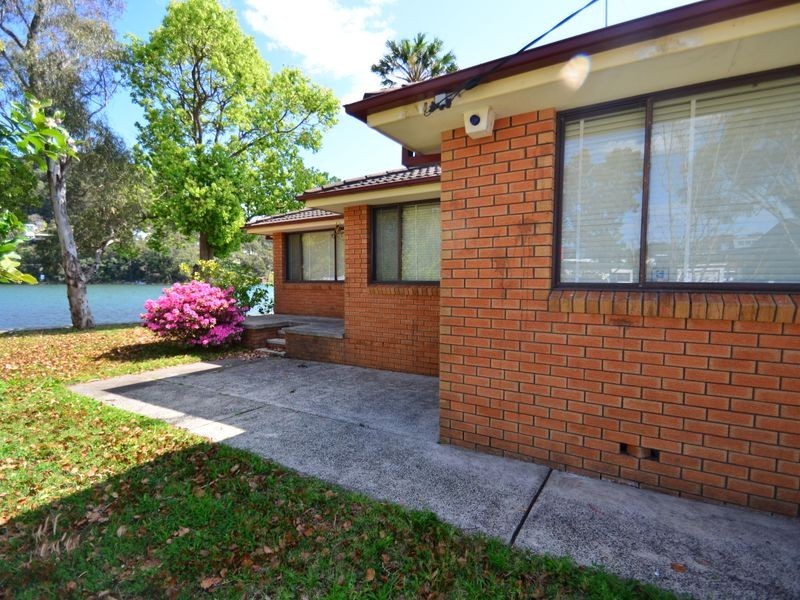 2 Rawson Road, Woy Woy NSW 2256