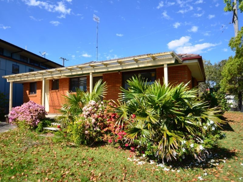 2 Rawson Road, Woy Woy NSW 2256