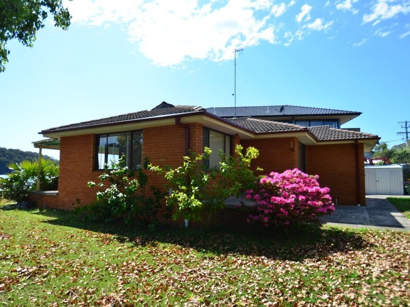 2 Rawson Road, Woy Woy NSW 2256