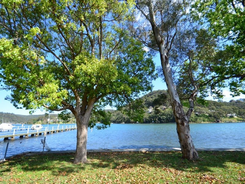 2 Rawson Road, Woy Woy NSW 2256