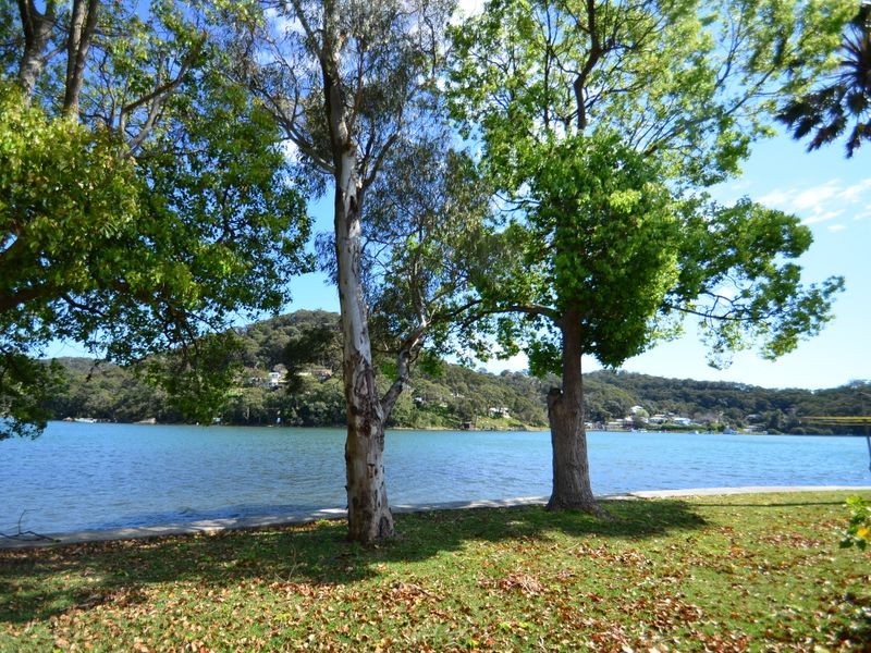 2 Rawson Road, Woy Woy NSW 2256