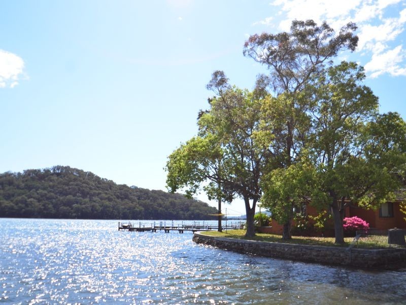 2 Rawson Road, Woy Woy NSW 2256