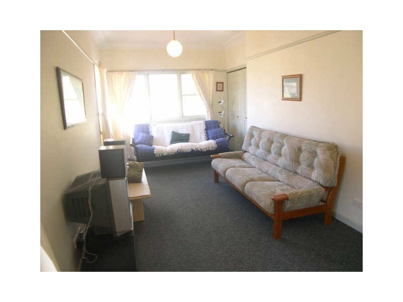 108 Barrenjoey Road, Ettalong Beach NSW 2257