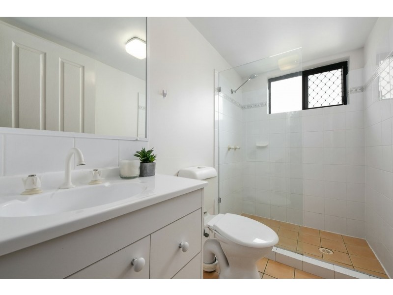 1/21 Regent Street, Woolloongabba QLD 4102