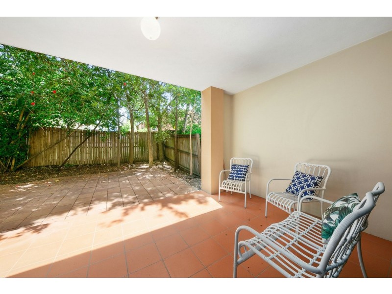 1/21 Regent Street, Woolloongabba QLD 4102