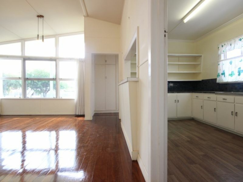 24 Anita Street, Yeronga QLD 4104