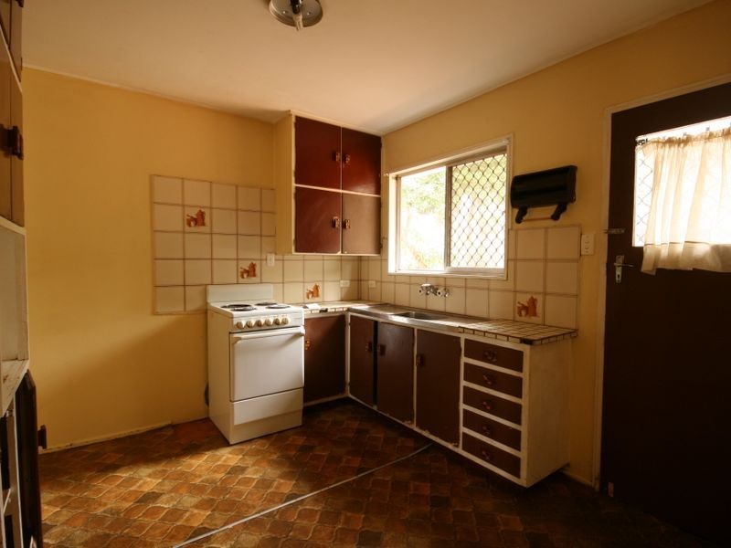 29 Hilltop Avenue, Annerley QLD 4103