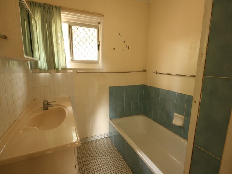 29 Hilltop Avenue, Annerley QLD 4103