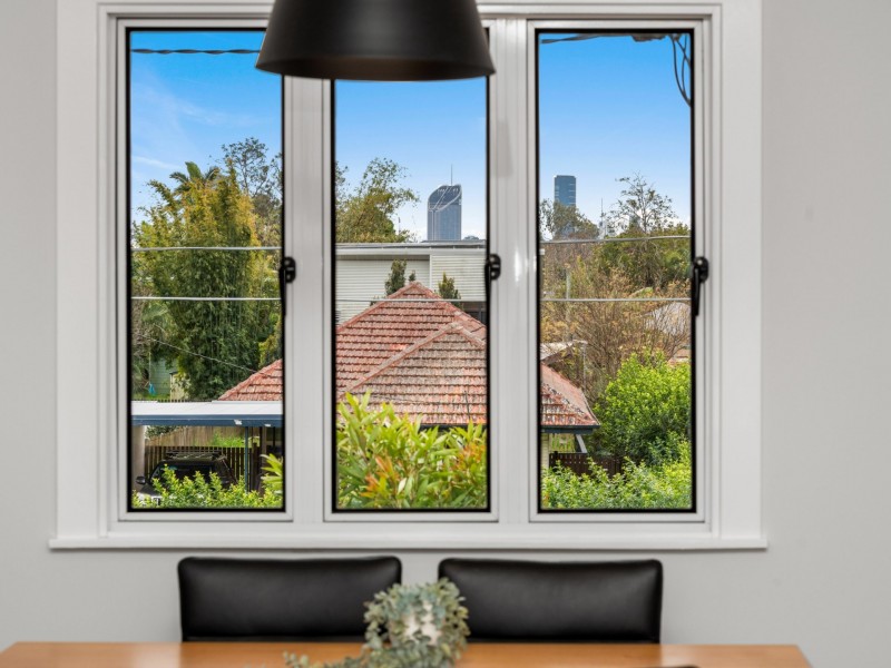 12 Allamanda Street, Fairfield QLD 4103