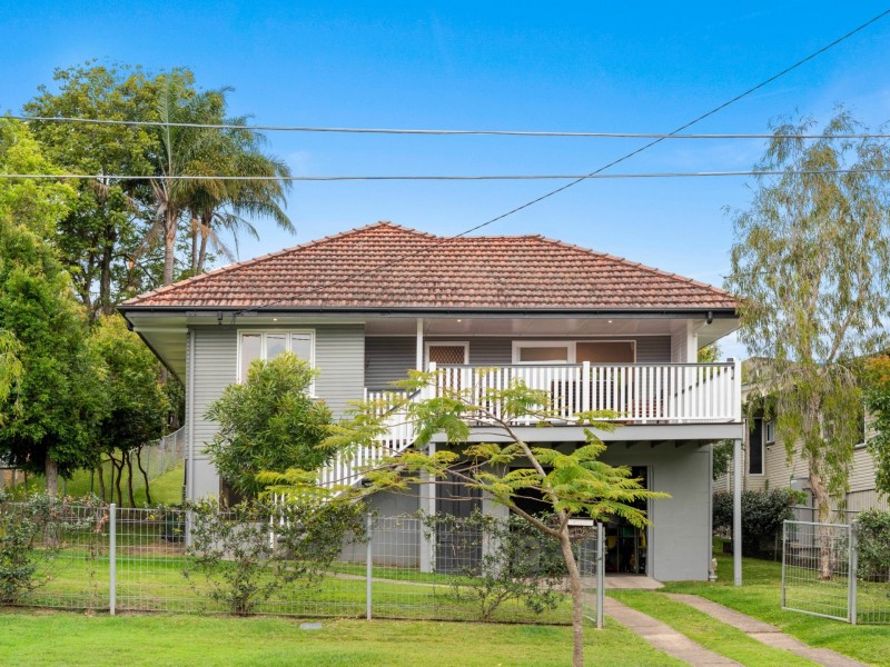 12 Allamanda Street, Fairfield QLD 4103