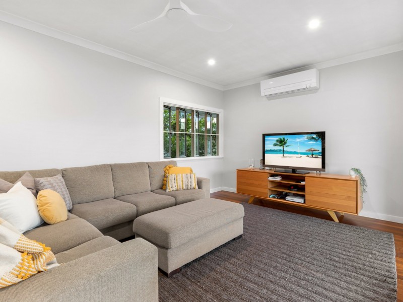 12 Allamanda Street, Fairfield QLD 4103