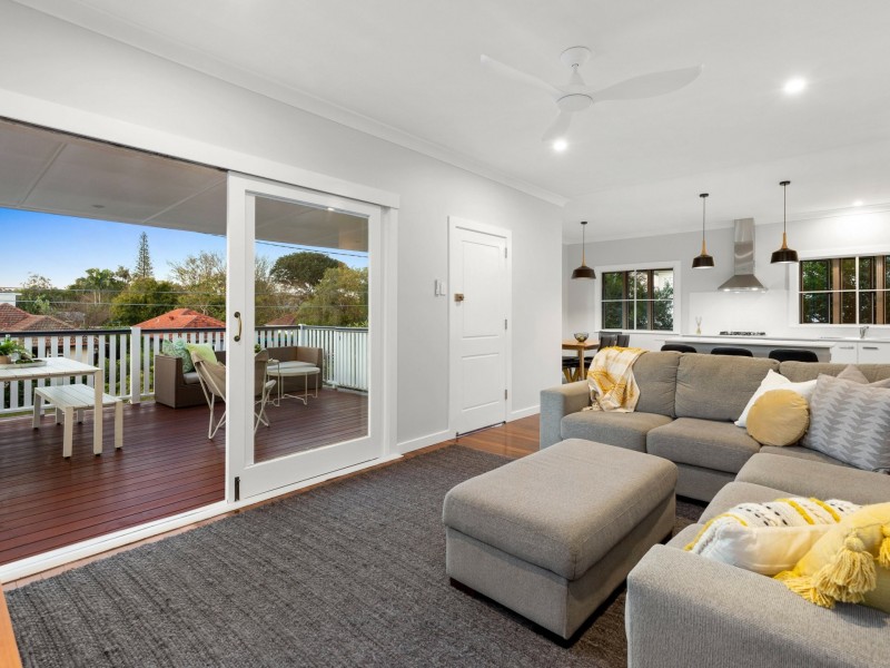 12 Allamanda Street, Fairfield QLD 4103