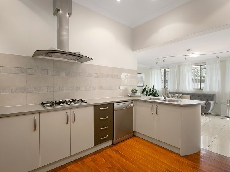 57 Villa Street, Annerley QLD 4103