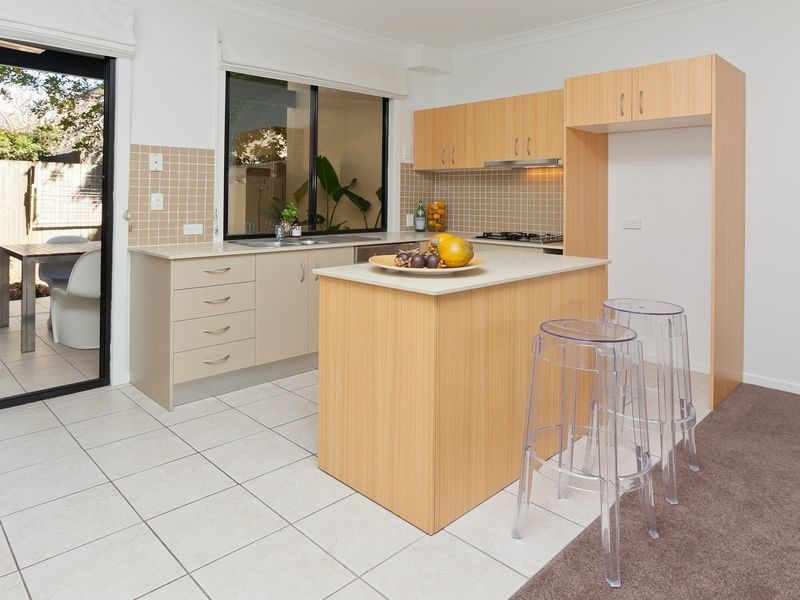 4/12 Simon Street, Yeronga QLD 4104