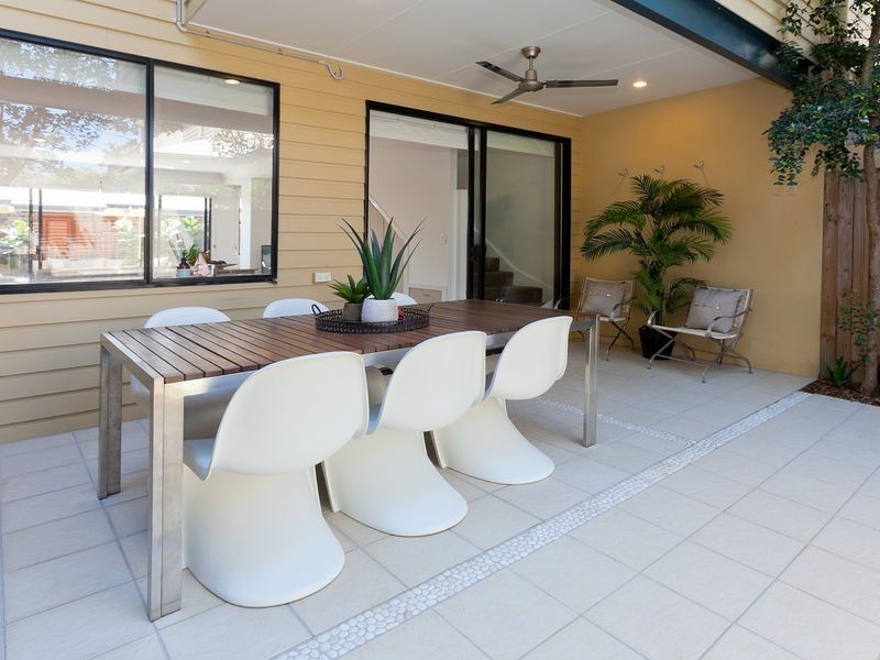 4/12 Simon Street, Yeronga QLD 4104