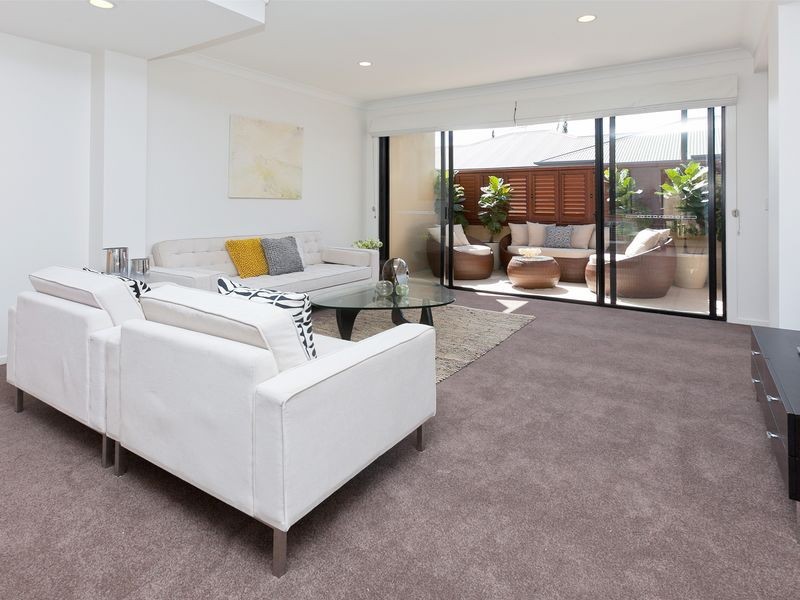 4/12 Simon Street, Yeronga QLD 4104