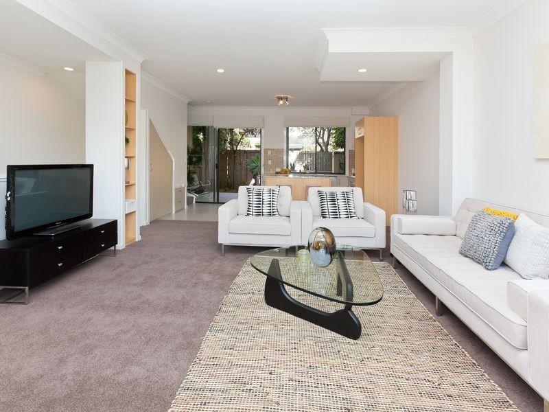 4/12 Simon Street, Yeronga QLD 4104