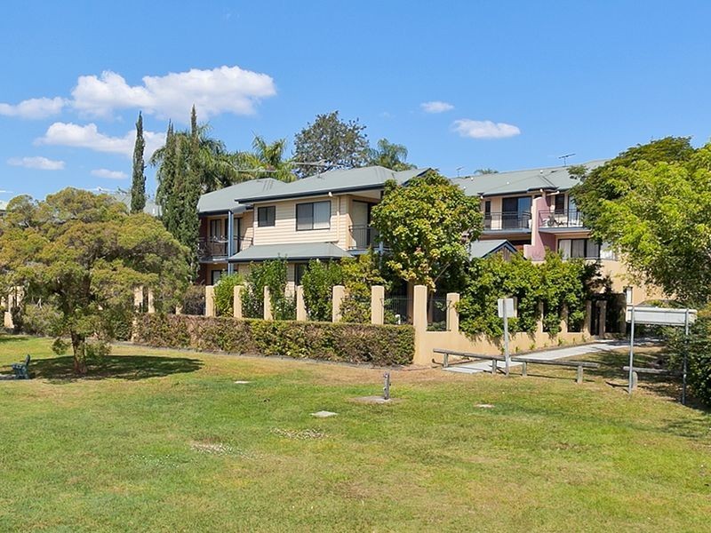 4/12 Simon Street, Yeronga QLD 4104