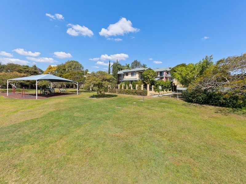 4/12 Simon Street, Yeronga QLD 4104