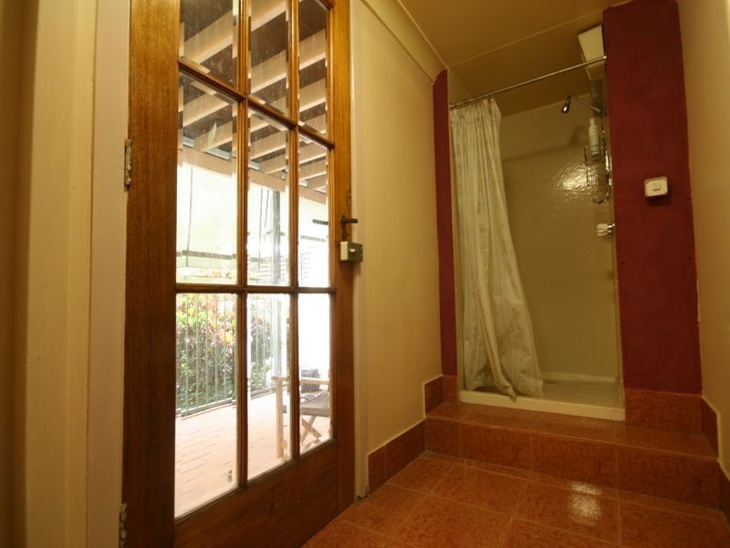 11 Luya Street, Fairfield QLD 4103