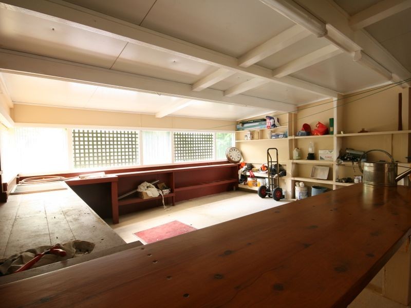 11 Luya Street, Fairfield QLD 4103