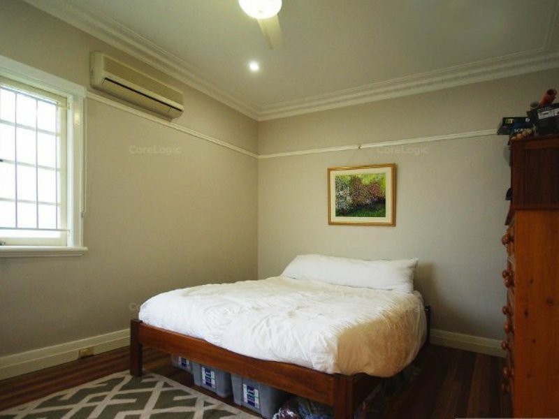 43 Stimpson Street, Fairfield QLD 4103