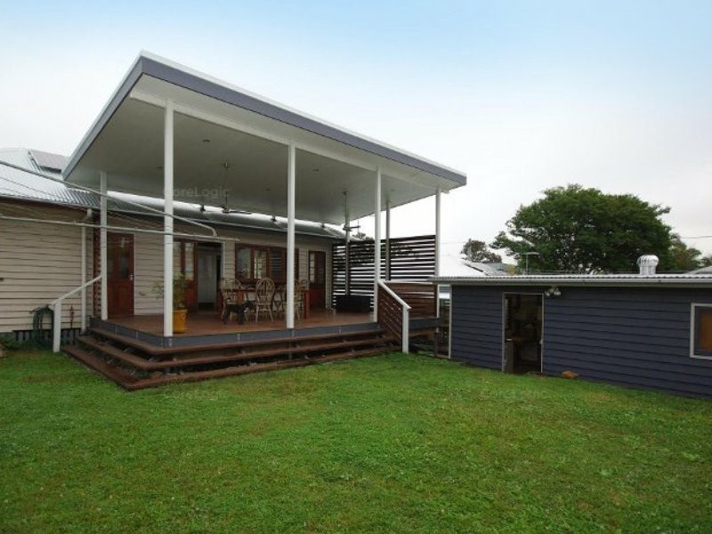 43 Stimpson Street, Fairfield QLD 4103