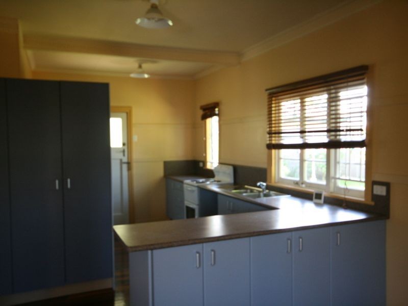 24 Otaki Road, Yeronga QLD 4104