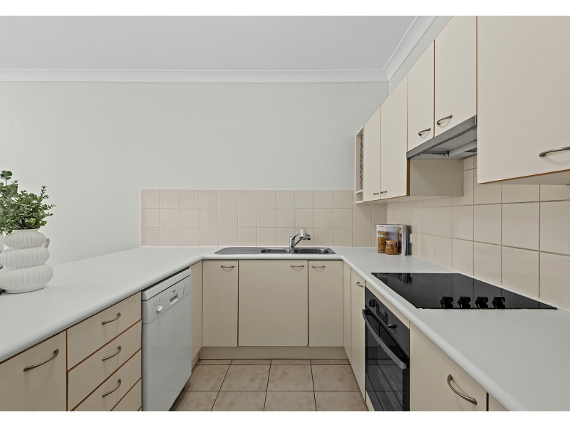 47 Bledisloe Street, Fairfield QLD 4103