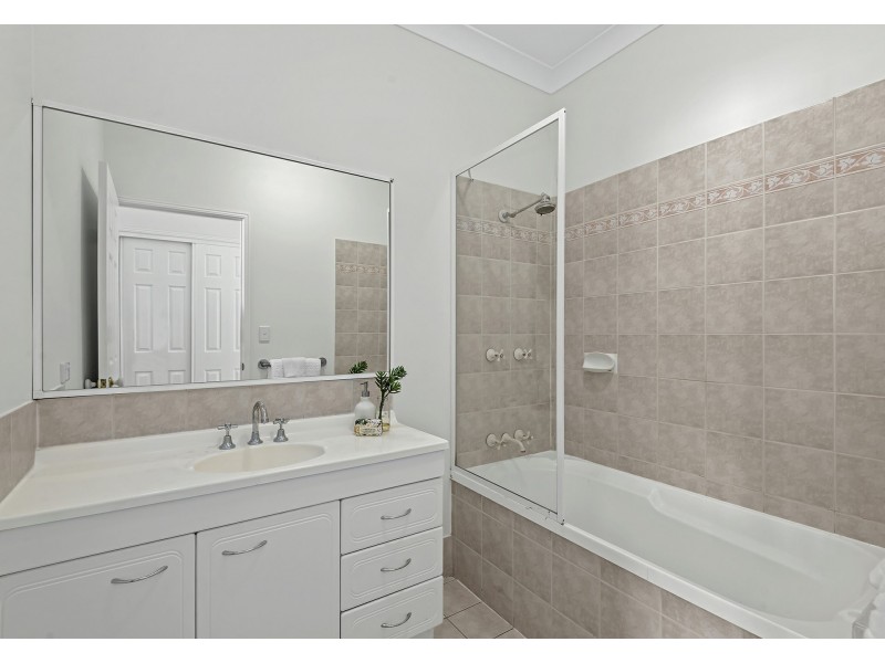 47 Bledisloe Street, Fairfield QLD 4103