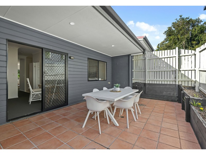 47 Bledisloe Street, Fairfield QLD 4103