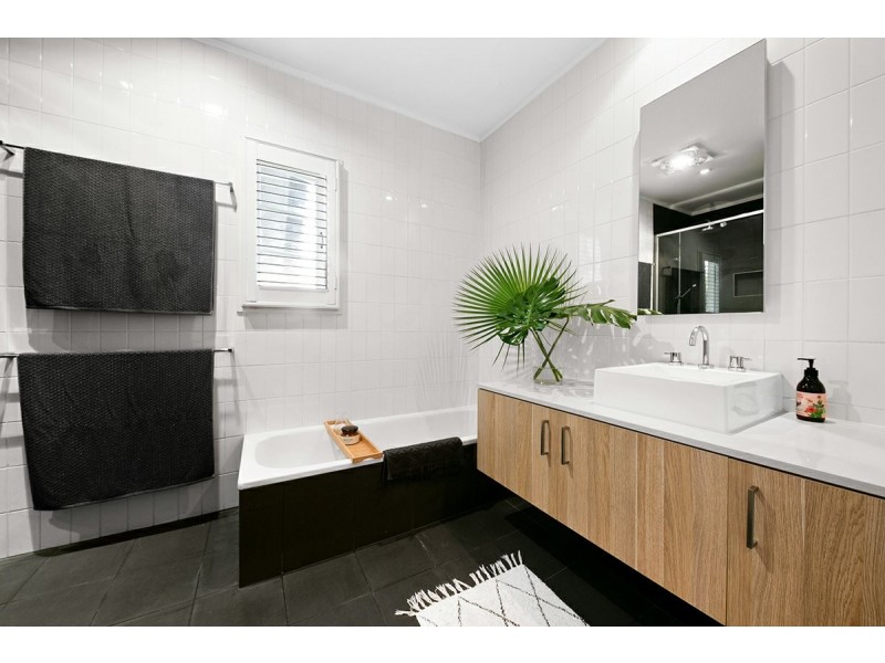 10 Rosling Street, Moorooka QLD 4105