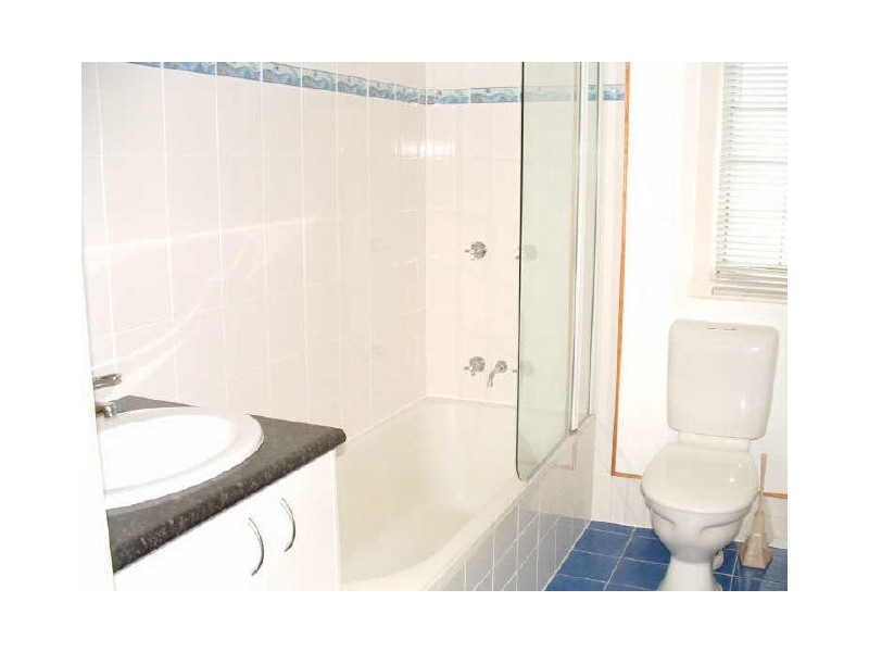 90 Bapaume Street, Holland Park West QLD 4121