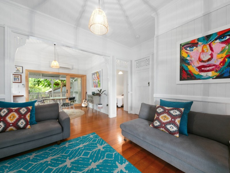 187 Cornwall Street, Greenslopes QLD 4120