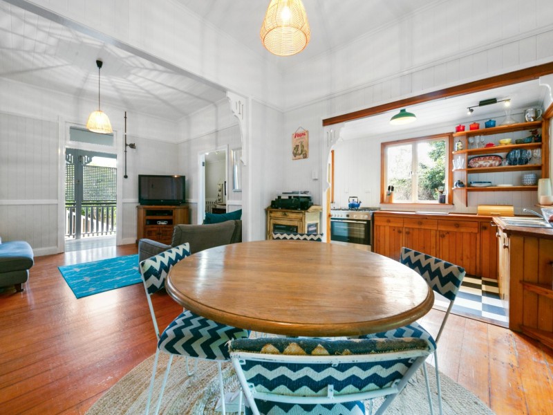 187 Cornwall Street, Greenslopes QLD 4120