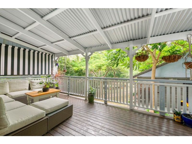 187 Cornwall Street, Greenslopes QLD 4120